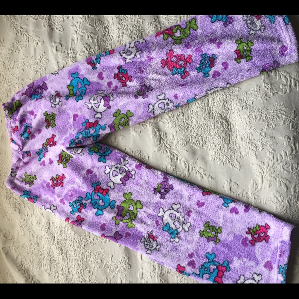 Fuzzy skull pajamas